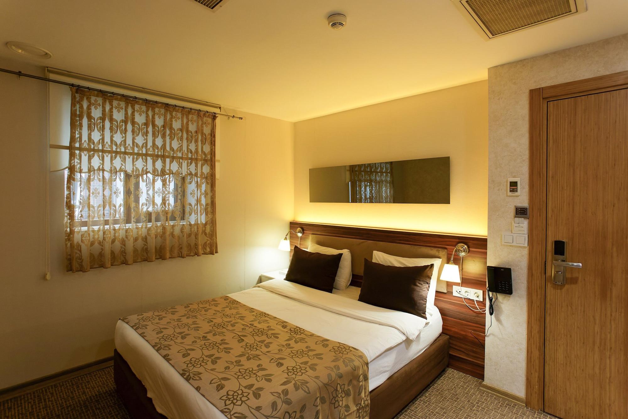 איסטמבול P Galata Hotel - Special Category מראה חיצוני תמונה